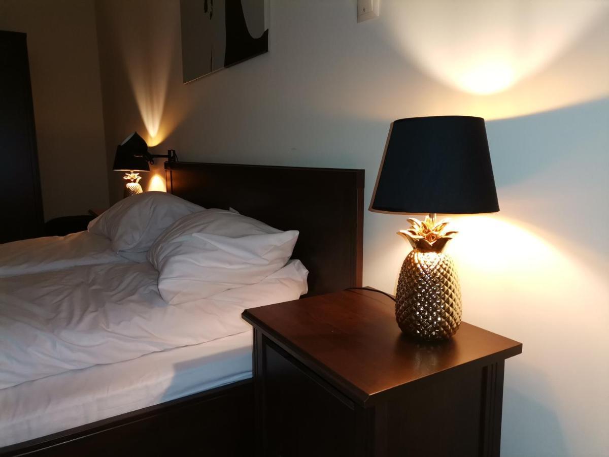 Apartment Ana/ Апартамент Ана パンポロボ エクステリア 写真