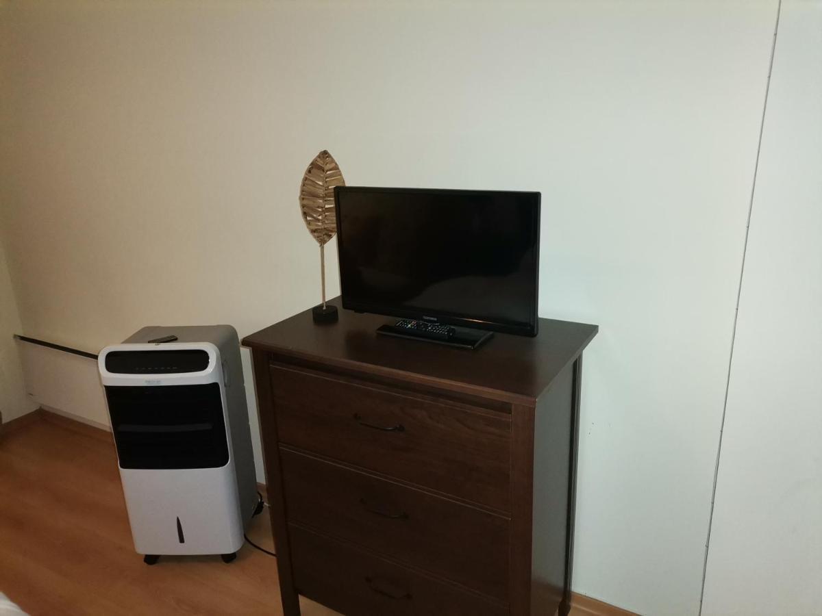 Apartment Ana/ Апартамент Ана パンポロボ エクステリア 写真
